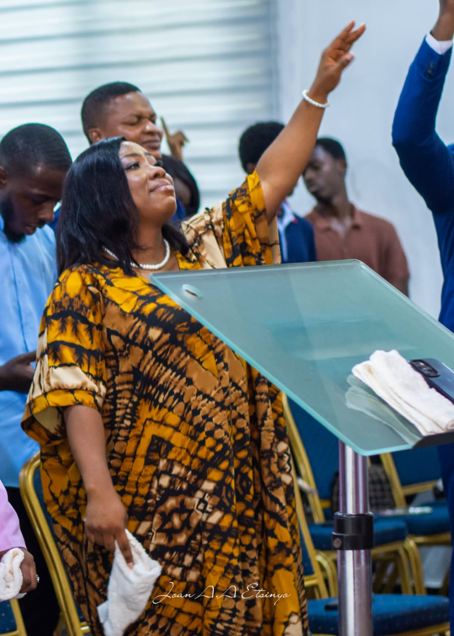 Ministry Prayer Session